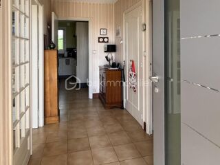 Vente Maison Maison 125 m2 sur terrain 560 m2  -  15 minutes à pied des commerces Saujon