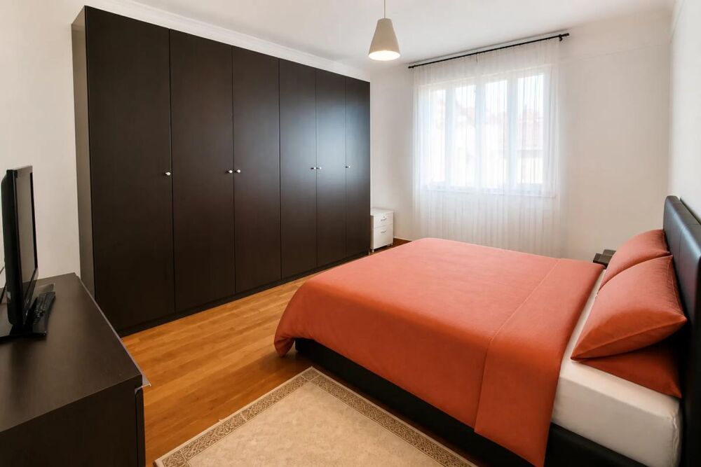 Maison de 7 pièces de 214 m² à Angerville