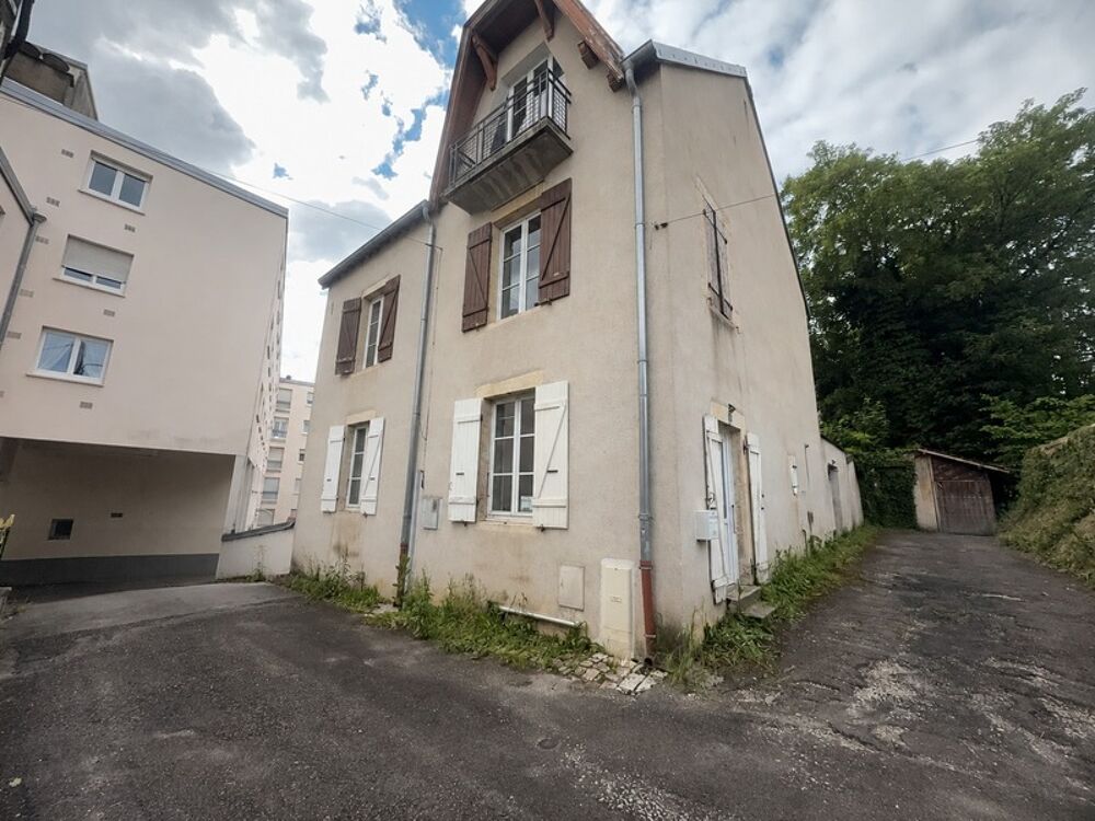 Maison en pierre de 160 m2 à rénover - Gray (70100)