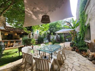  Maison à vendre 10 pièces 246 m²