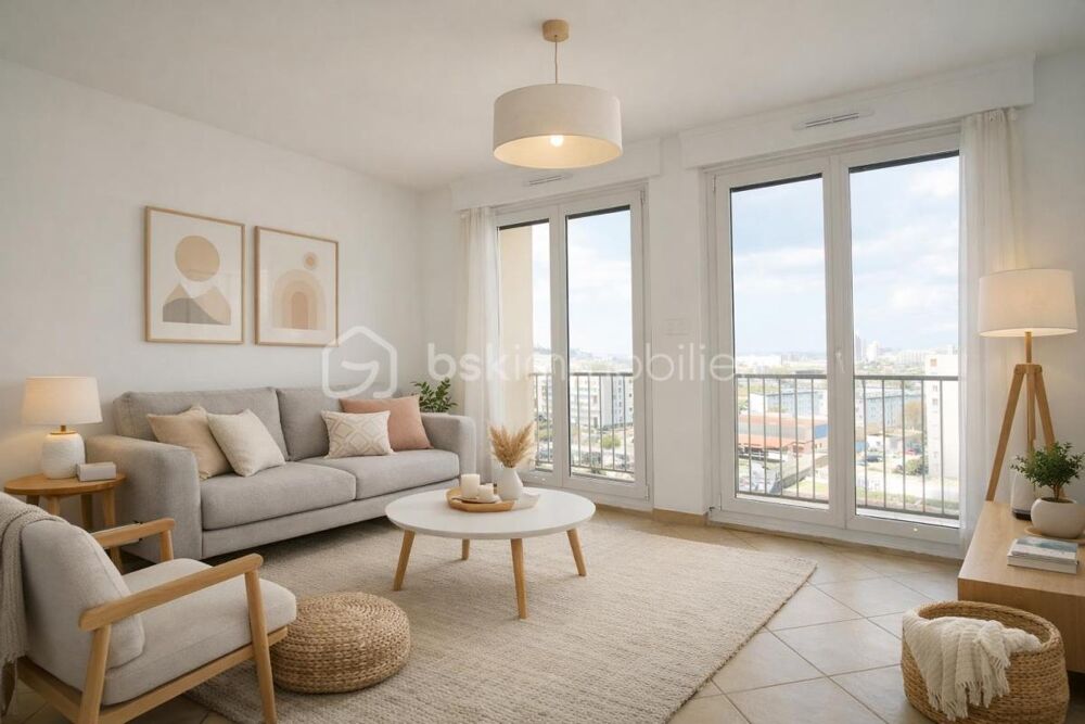 Marseille 10e  T3 rénové  51 m²  8e étage  Vue dégagée- Balcon  Cave