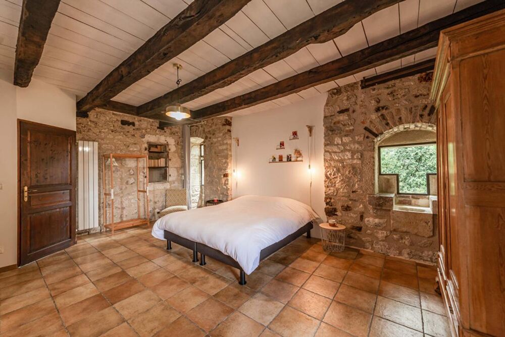 à vendre  Maison Montcuq (46800)