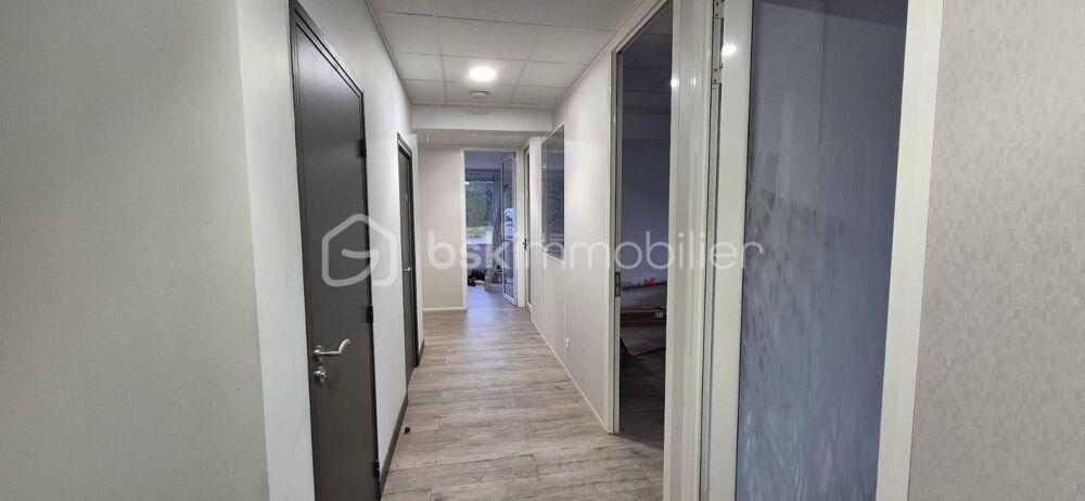   À LOUER / À VENDRE – Local de bureaux neuf de 228 m² – Massy (91) Massy