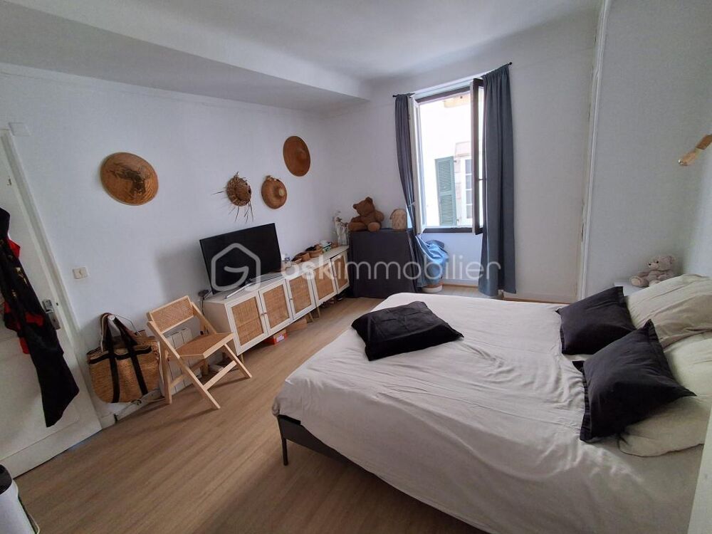 à vendre  Appartement Saint-Jean-de-Luz (64500)