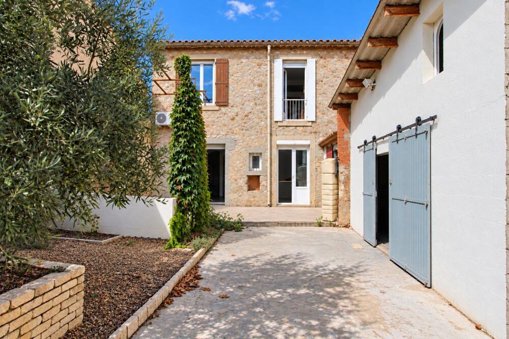 Vente Maison Caunes Minervois ? Maison de ville rénovée, 4 chambres et cour de 110 m² Caunes minervois