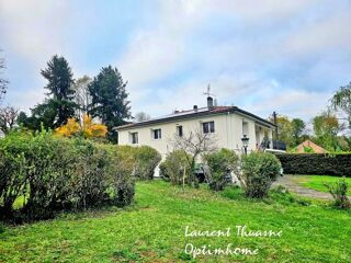  Maison  vendre 8 pices 230 m