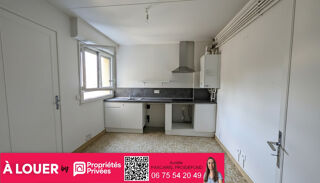  Appartement à louer 3 pièces 81 m²