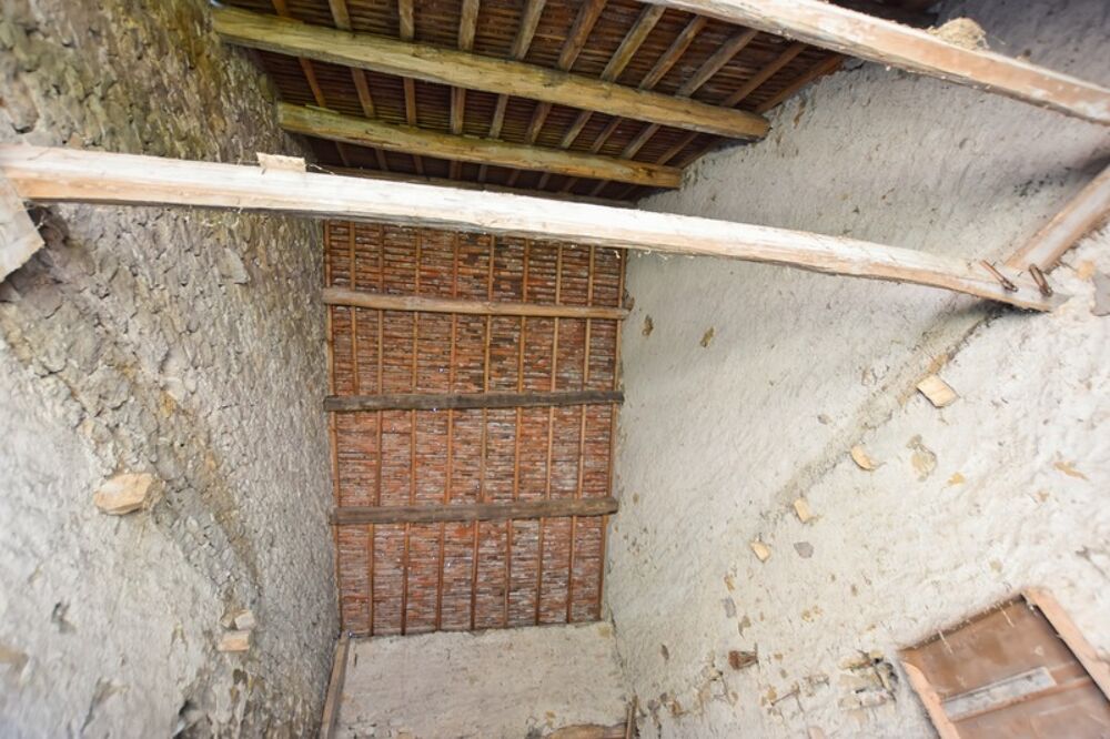 GRANGE de 43 m2 SAINT SERNIN DU PLAIN (71)