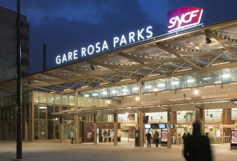   75019 PARIS : RESTAURANT  315 M²,  60 PLACES  +  TERRASSE 70 PLACES EMPLACEMENT N° 1 