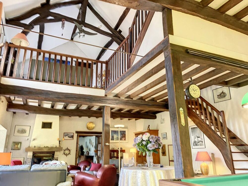 BELLE LONGÈRE DE CHARME EN PIERRE 335 m² AVEC PISCINE, SAUNA PROCHE GARE (PARIS 1H10)