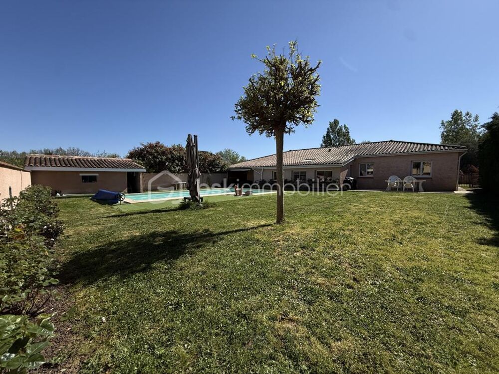 Vente Maison L'isle Jourdain proche centre, maison familiale de plain pied avec garage et piscine L isle jourdain