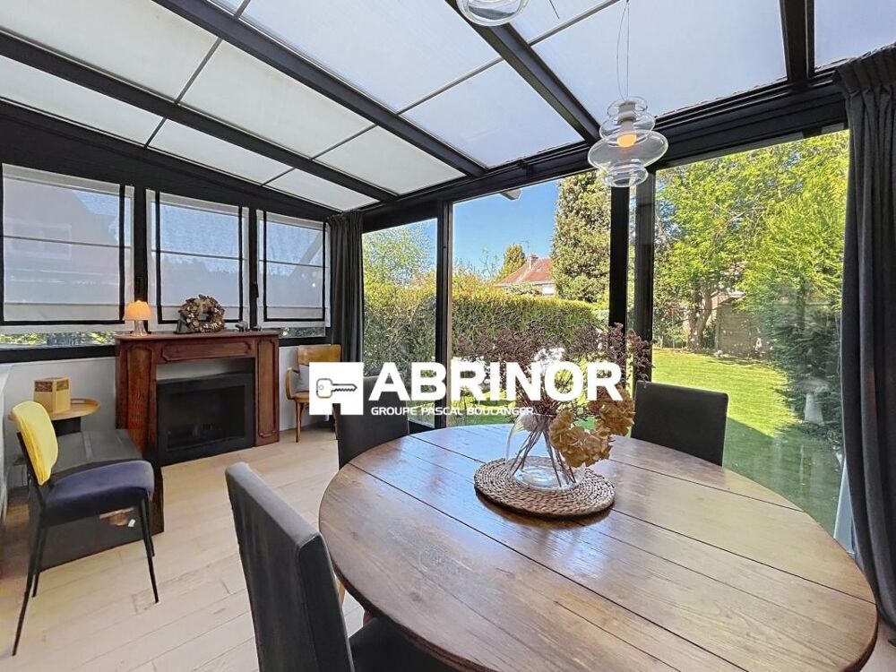 Vente Maison Magnifique maison familiale � proximit� imm�diate de l'�cole Jeanne d'Arc et du Parc Barbieux  4 Chambres, salle de bain possibi Roubaix