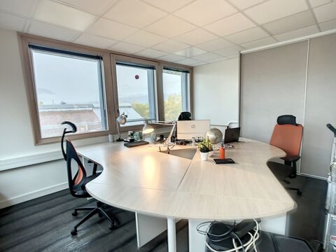   Local/bureau à vendre CHAMBERY (73) - 483 m² - 12 parking privés - 2 grandes terrasses Sud 