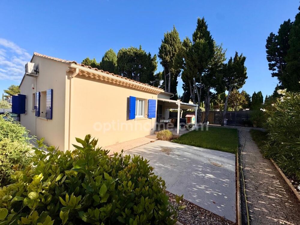 Charmante maison récente de plain-pied à Maussane-les-Alpilles garage et terrain