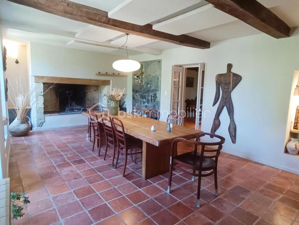 à vendre  Propriété/château Condom (32100)