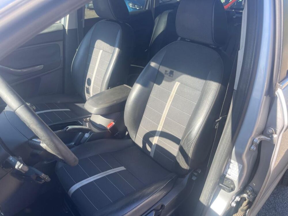 Kuga 2.0 TDCI 140 TREND 2011 occasion 84700 Sorgues