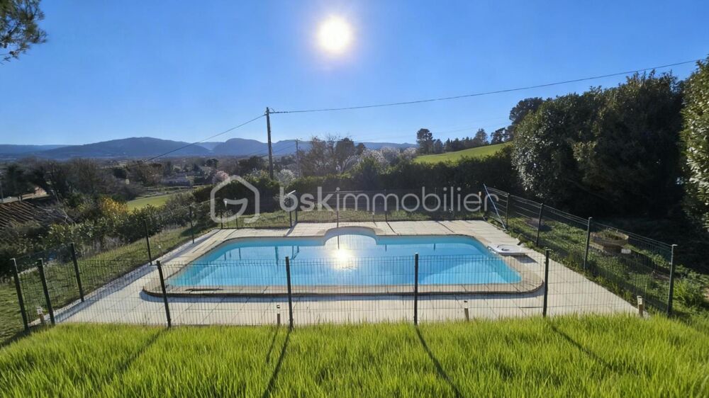 À vendre  Maison de plain-pied 3 chambres avec piscine  Villelaure