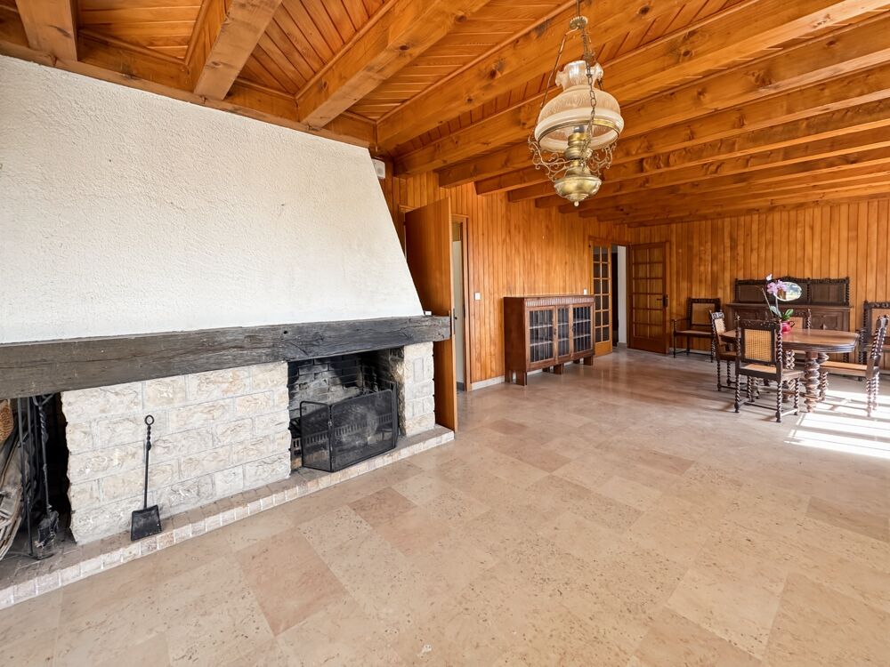 Chalet dexception de 5 chambres sur les hauteurs de Gex  Vue panoramique sur le lac Léman