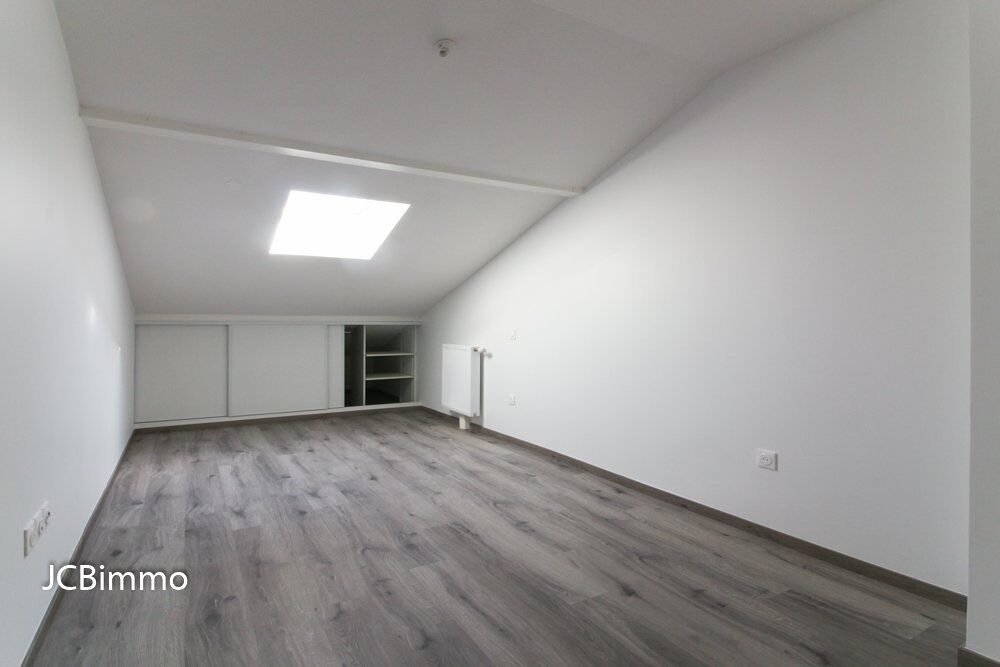 Location Appartement CASTANET - T3 récent avec terrasses et 2 parkings sous-sol Castanet tolosan