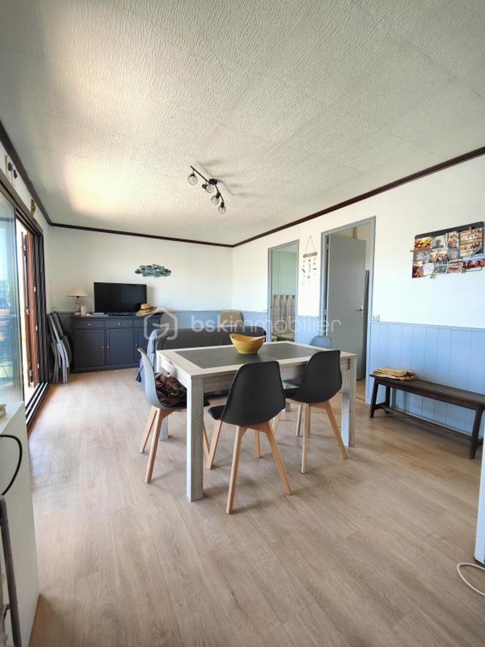 GRUISSAN  PLAGE DES CHALETS  CHALET en R+1 avec 4 CHAMBRES  2 SALLES DEAU  BEAUCOUP DE RANGEMENTS