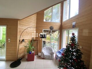  Maison � vendre 7 pi�ces 236 m�