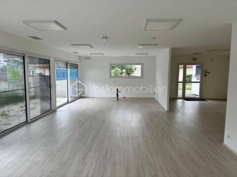 A vendre LOCAL COMMERCIAL 280000 40230 Saint geours de maremne