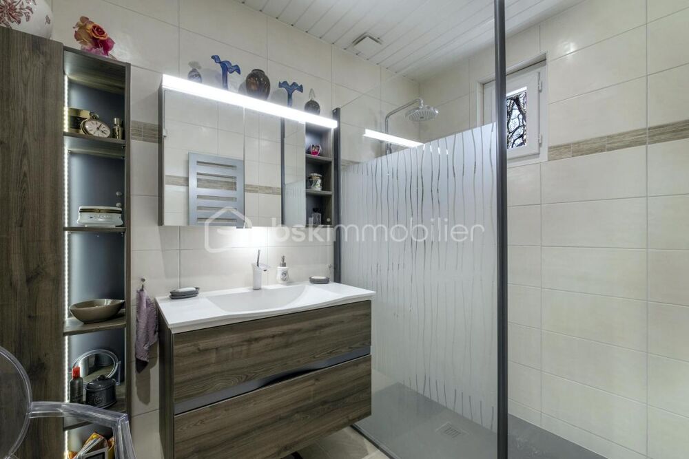 � vendre  Maison �le-d'Aix (17123)