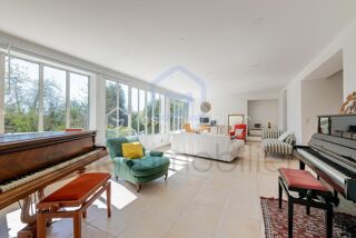  Propriété/château à vendre 12 pièces 261 m²