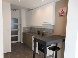  Appartement à louer 1 pièce 27 m²