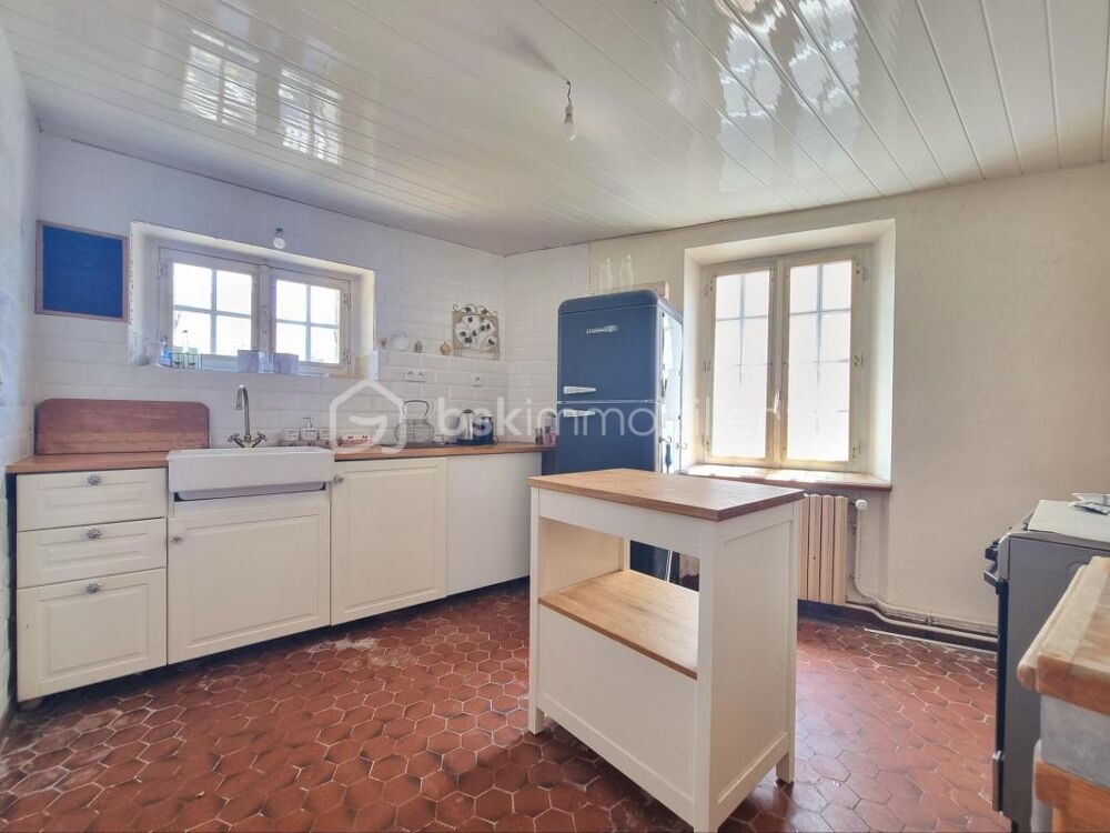 Vente Maison MAISON EN PIERRE_ GRAND SÉJOUR_ 3 CHAMBRES_ JARDIN ! Nangis