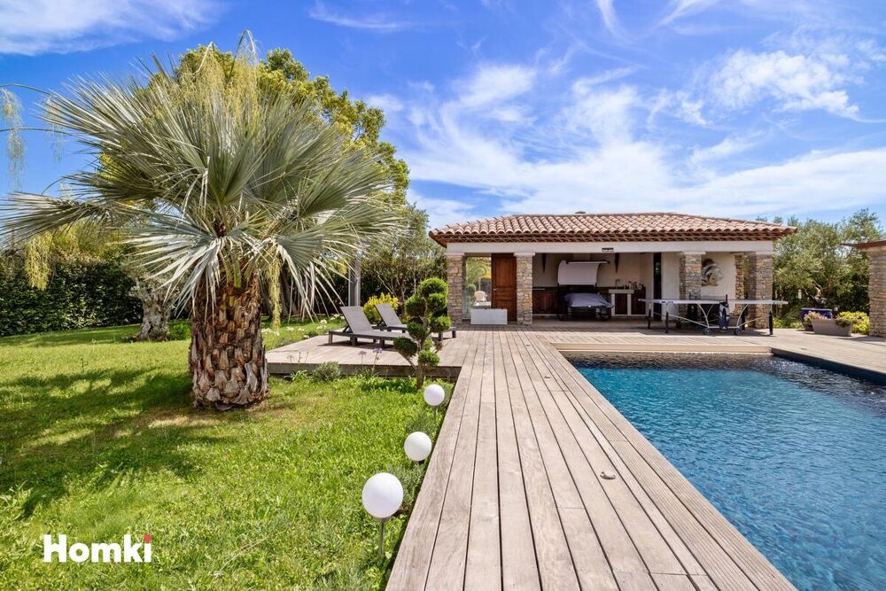 � vendre  Villa Le Cannet-des-Maures (83340)