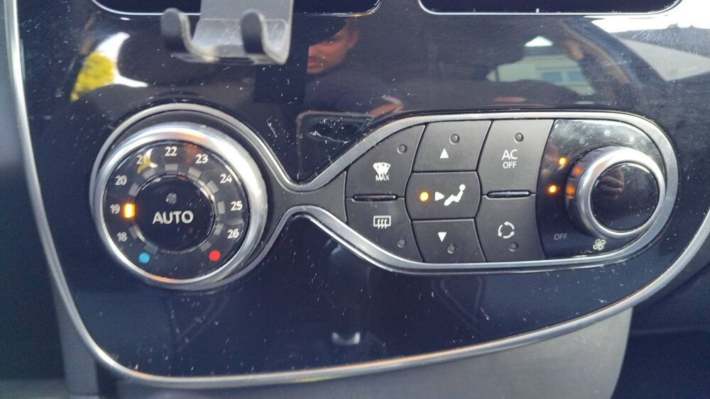 Clio 1.2 TCe 120 EDC6 Intens 2015 occasion 62217 Beaurains