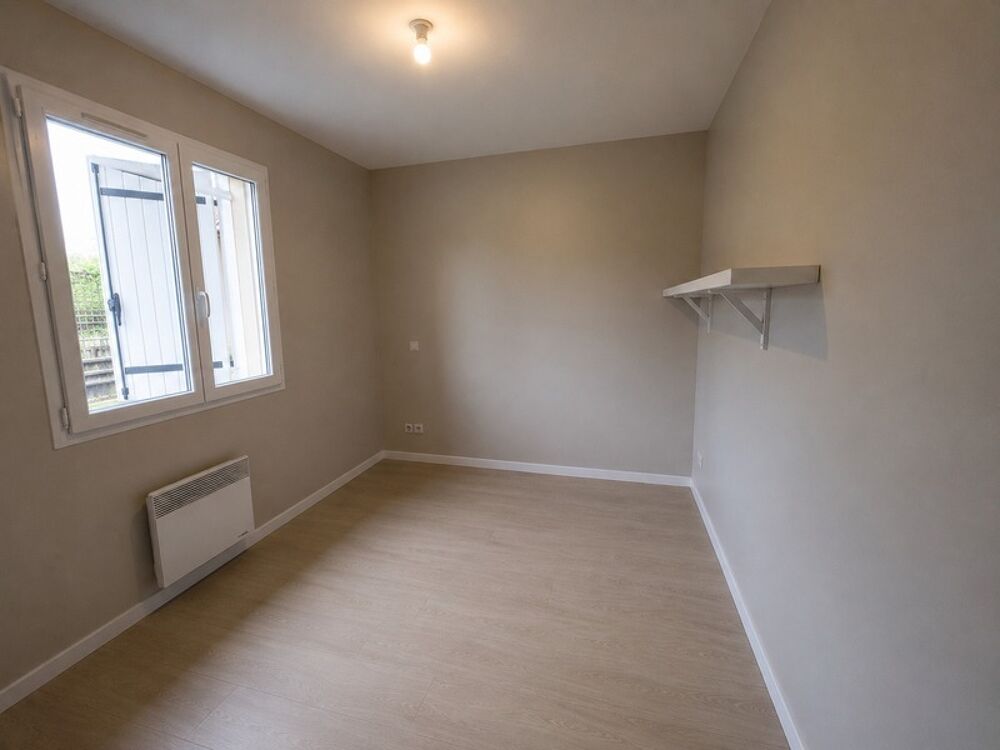 Vente Maison Moulis-en-Médoc – Plain-pied en parfait état, 3 chambres, cuisine neuve et climatisation Moulis en medoc