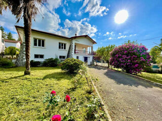  Maison � vendre 8 pi�ces 201 m�