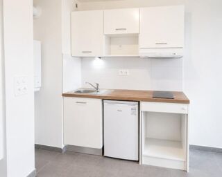  Appartement à louer 2 pièces 38 m²