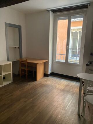  Appartement à louer 1 pièce 35 m²