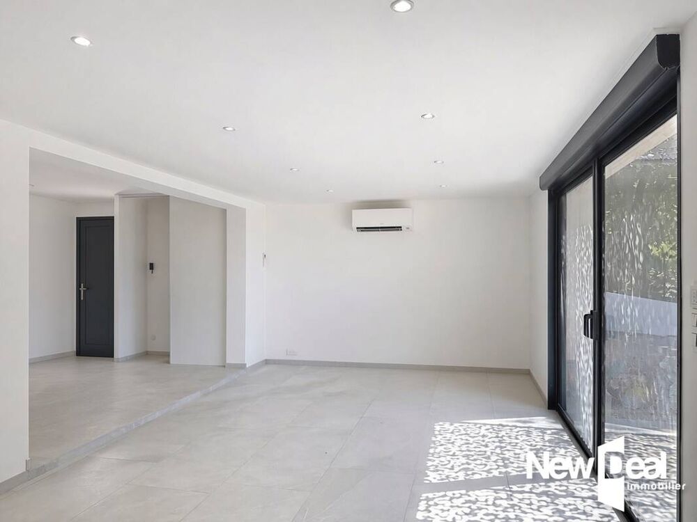 Vente Maison MONTAUROUX _ Appartement rénové de 112 m²,  3 chambres et terrain d'environ 800 m² Montauroux