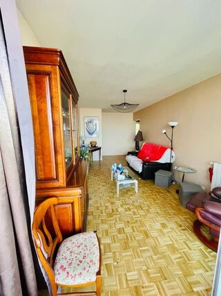 Appartement à louer 4 pièces 78 m²