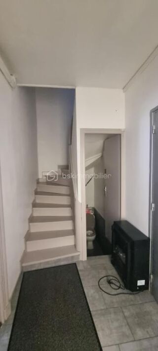  Immeuble à vendre 7 pièces 157 m²
