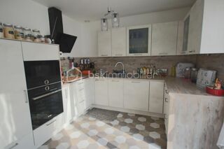  Duplex/triplex  vendre 4 pices 105 m