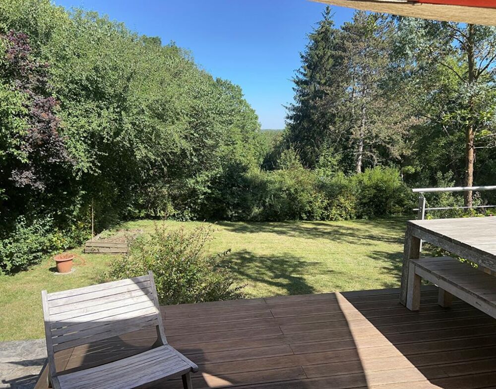 Élégante propriété familiale avec jardin arboré aux portes de Paris