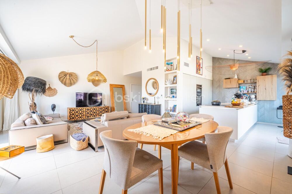Vente Appartement DPT VAR (83) - T4 DE STANDING  - PROCHE CENTRE VILLE - ENTRE CIEL ET MER Hyeres