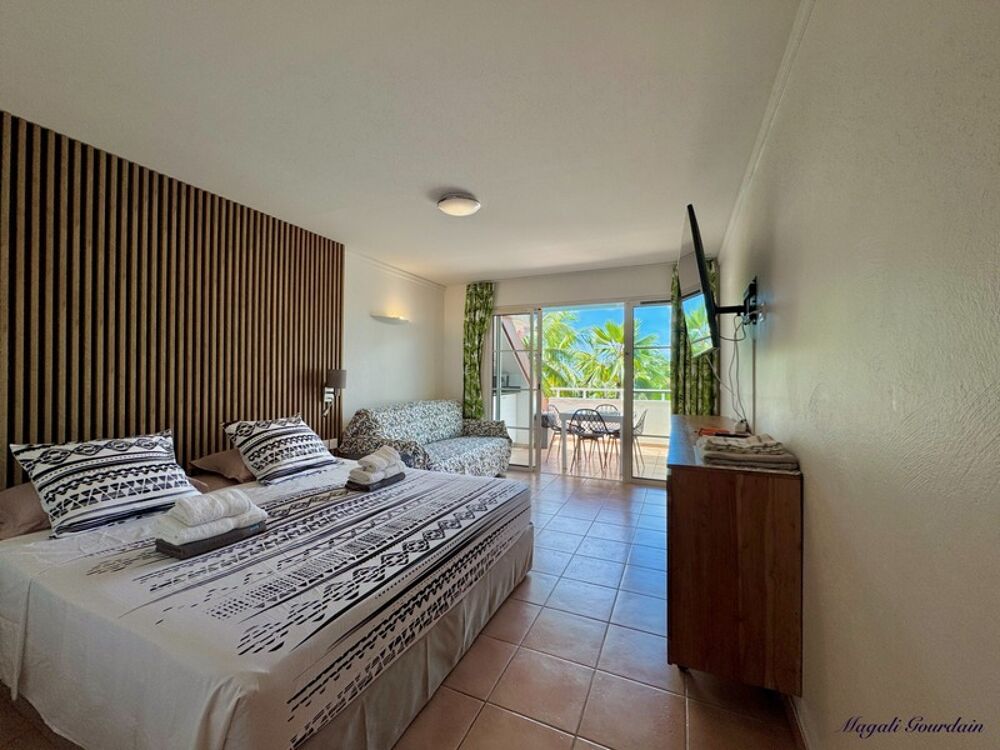 Vente Appartement A VENDRE - CHARMANT STUDIO RENOVE AU COEUR D'UN CADRE TROPICAL RECHERCHE - SAINTE ANNE Sainte anne