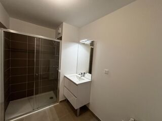  Appartement à louer 2 pièces 43 m²