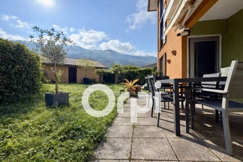   ? Rez-de-jardin entièrement rénové avec jardin privatif de 99 m² et garage Appartement - 3 pièce(s) - 76 m²
