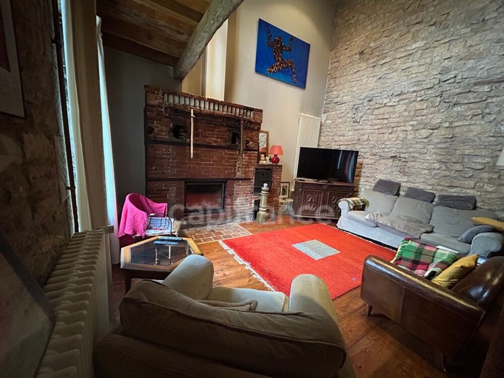 Maison en pierres 5 pièces à Étais-la-Sauvin 89, beaux volumes et cachet