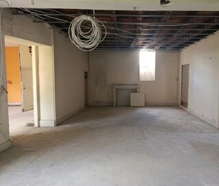  Immeuble à vendre 7 pièces 180 m²