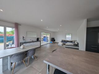  Maison � vendre 6 pi�ces 195 m�