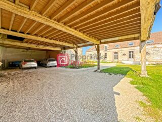 Maison à vendre 11 pièces 332 m²