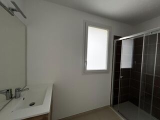  Appartement à louer 2 pièces 44 m²